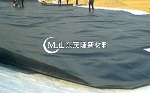 《昌贛涉鐵工程項(xiàng)目》土工膜、三維排水網(wǎng)施工