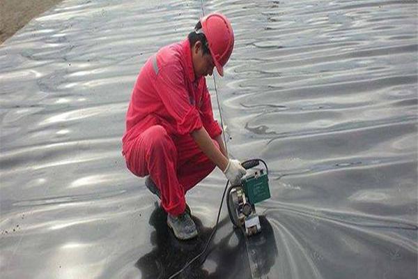 土工膜熱風焊槍使用時的注意事項  第1張