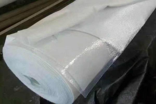 復(fù)合土工膜：未來(lái)市場(chǎng)趨勢(shì)與發(fā)展方向分析  第1張