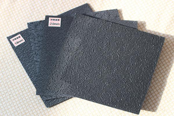糙面土工膜在水利工程中的應(yīng)用與優(yōu)勢(shì)  第2張