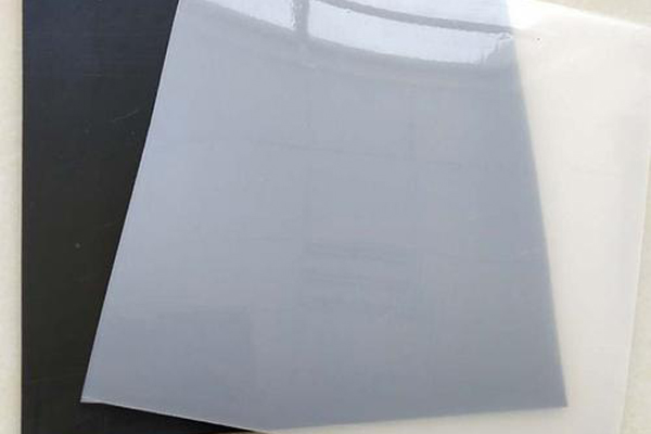 光面土工膜的優點及其在工程領域的廣泛應用  第2張