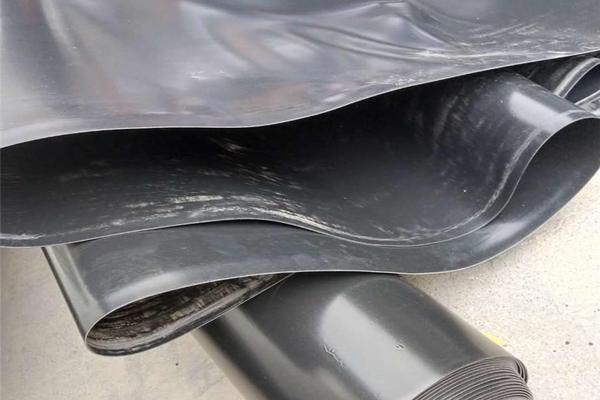 防滲膜怎么粘合 第2張