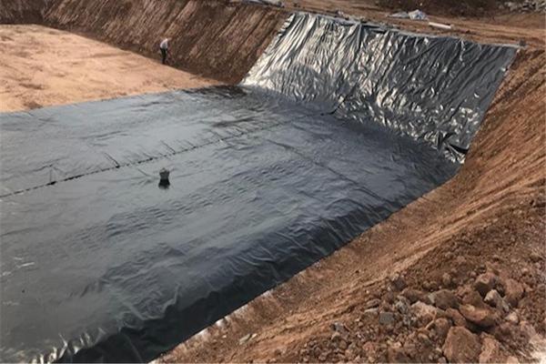 土工膜可以使用結(jié)構(gòu)膠補(bǔ)洞嗎  第2張