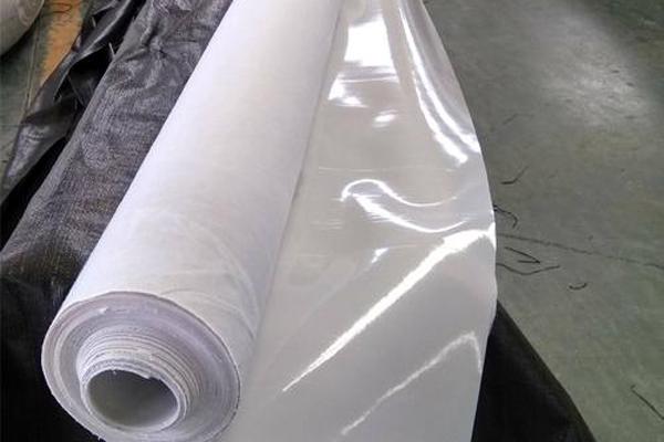 一布一膜在鋪設時哪面朝上呢 第1張